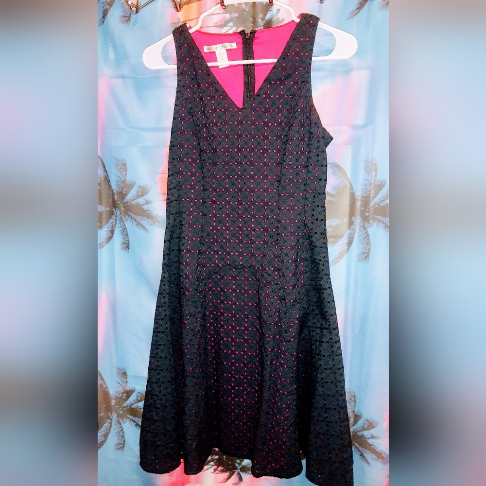 Maggy London Sheath Dress Navy with Hot Pink Underlay